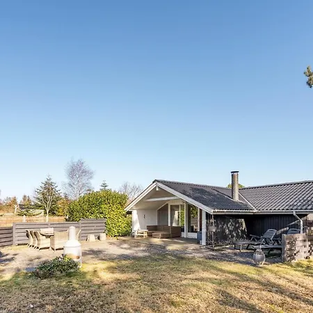 2 Bedroom Gorgeous In Vaeggerlose Prázdninový dům Bøtø By